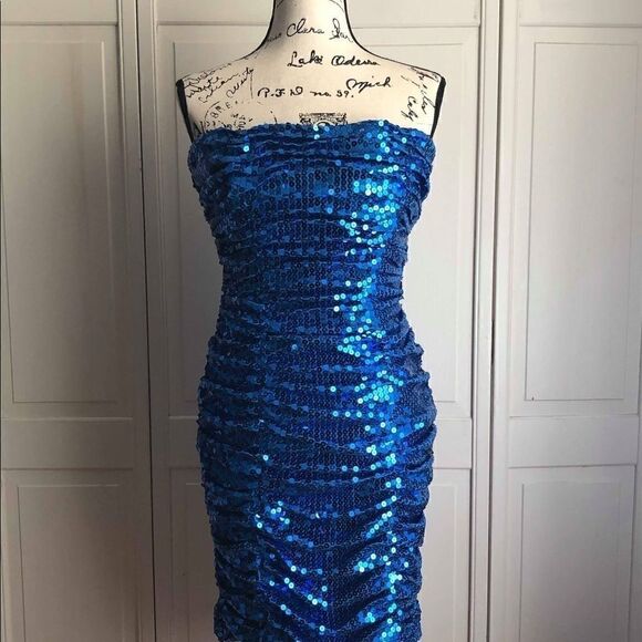 Vintage Blue Sequin Tadashi Cocktail Dress, Size 6 - Picture 2 of 5